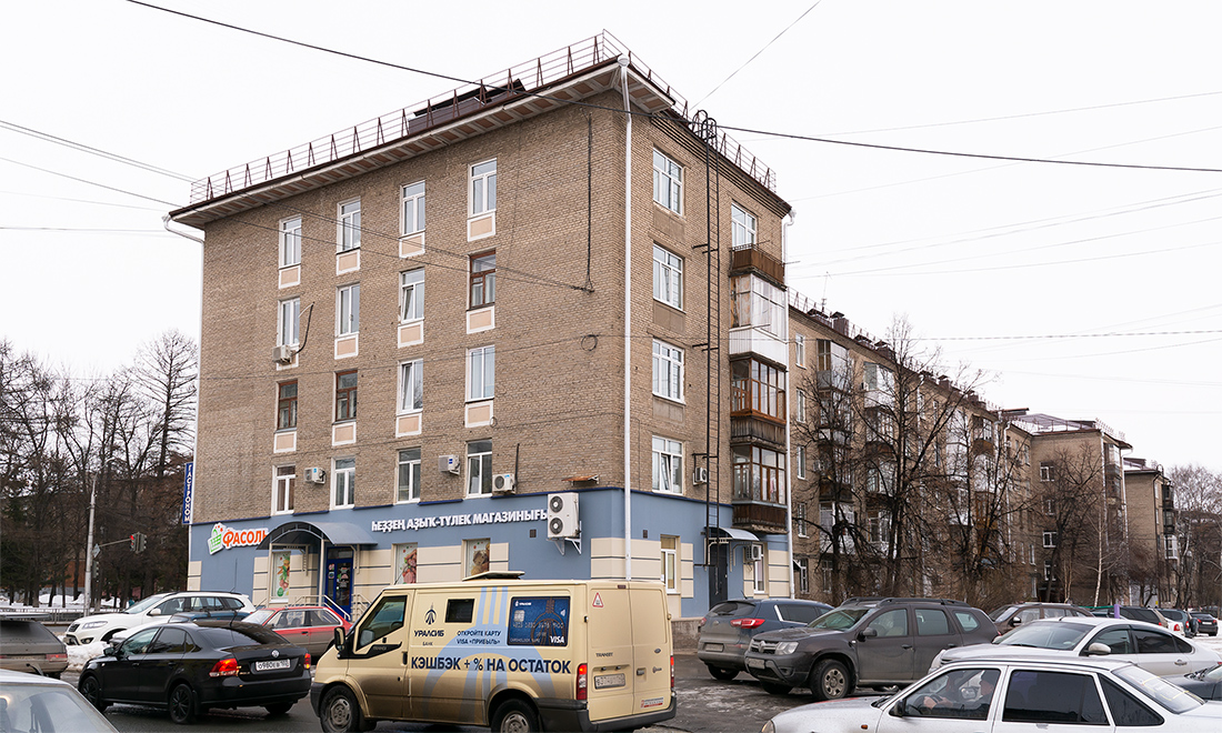 Ufa, Первомайская улица, 42 / Улица Победы, 14