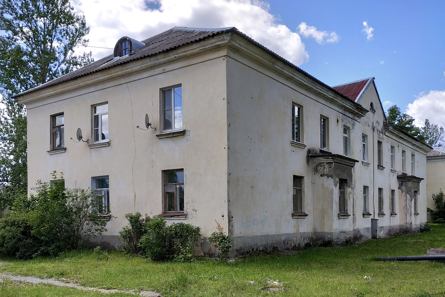 Кузнечное, Пионерская улица, 8
