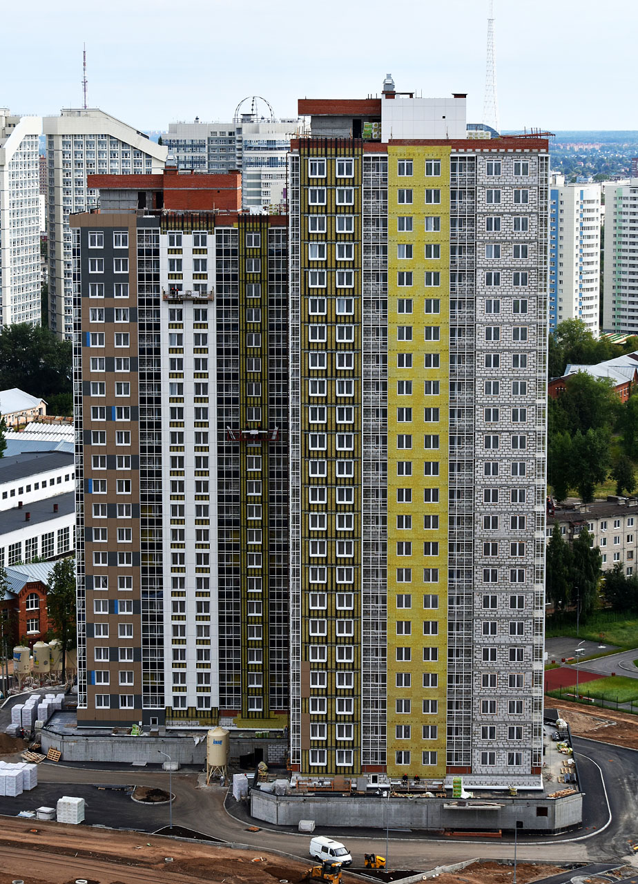 Perm, Улица Карла Модераха, 6