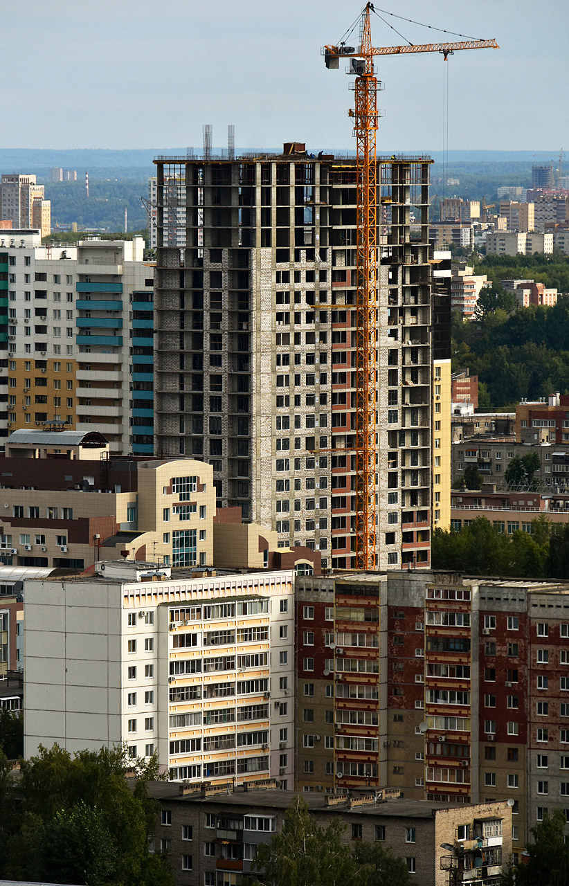 Perm, Улица Чернышевского, 19А; Улица Чернышевского, 22