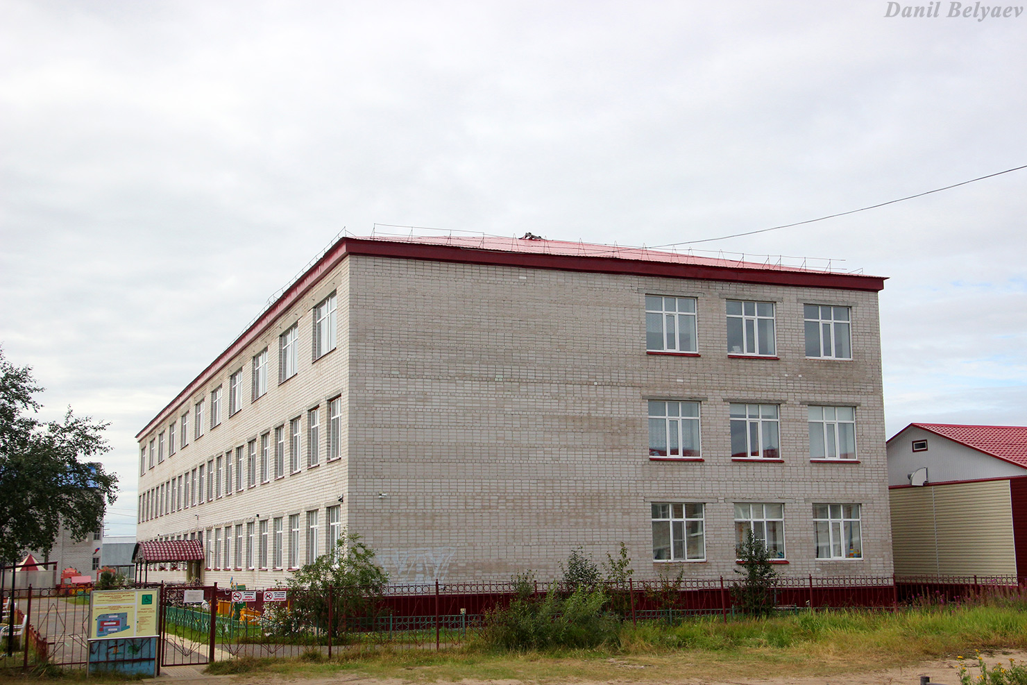 Искателей, Улица Строителей, 6