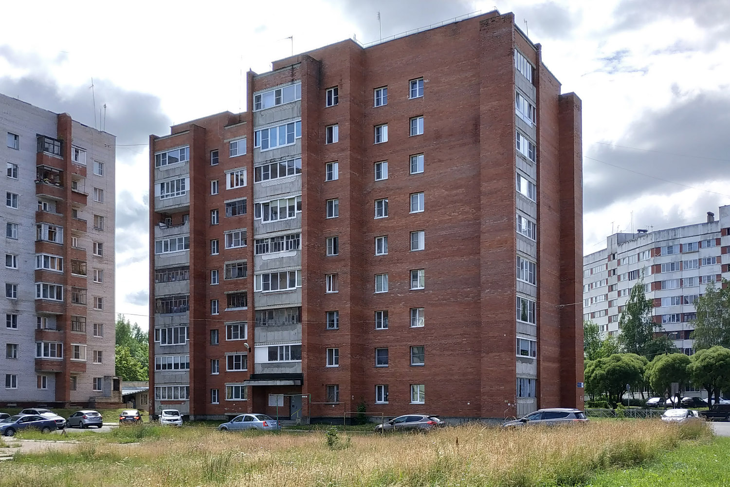 Сосновый Бор, Молодежная улица, 68