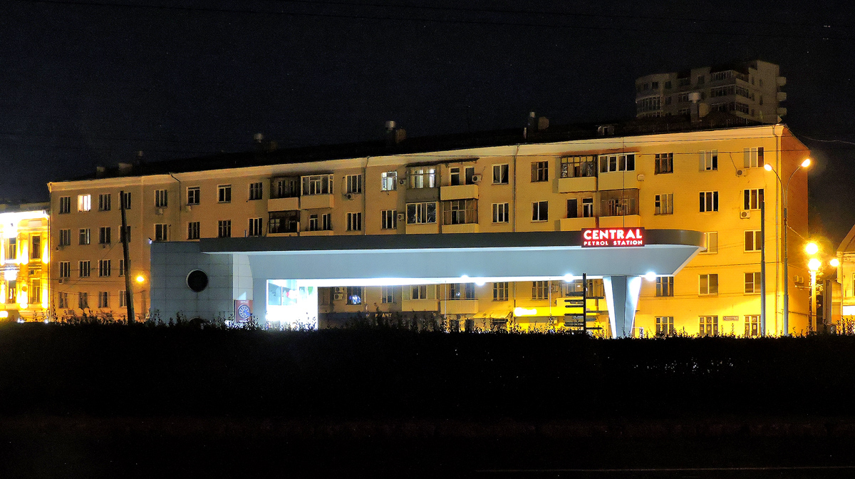 Charków, Проспект Героев Харькова, 19; Проспект Героев Харькова, 16