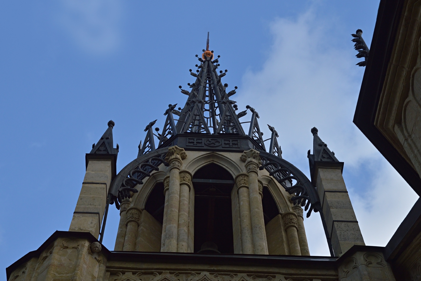 Паргалава, Шуваловский парк, 41