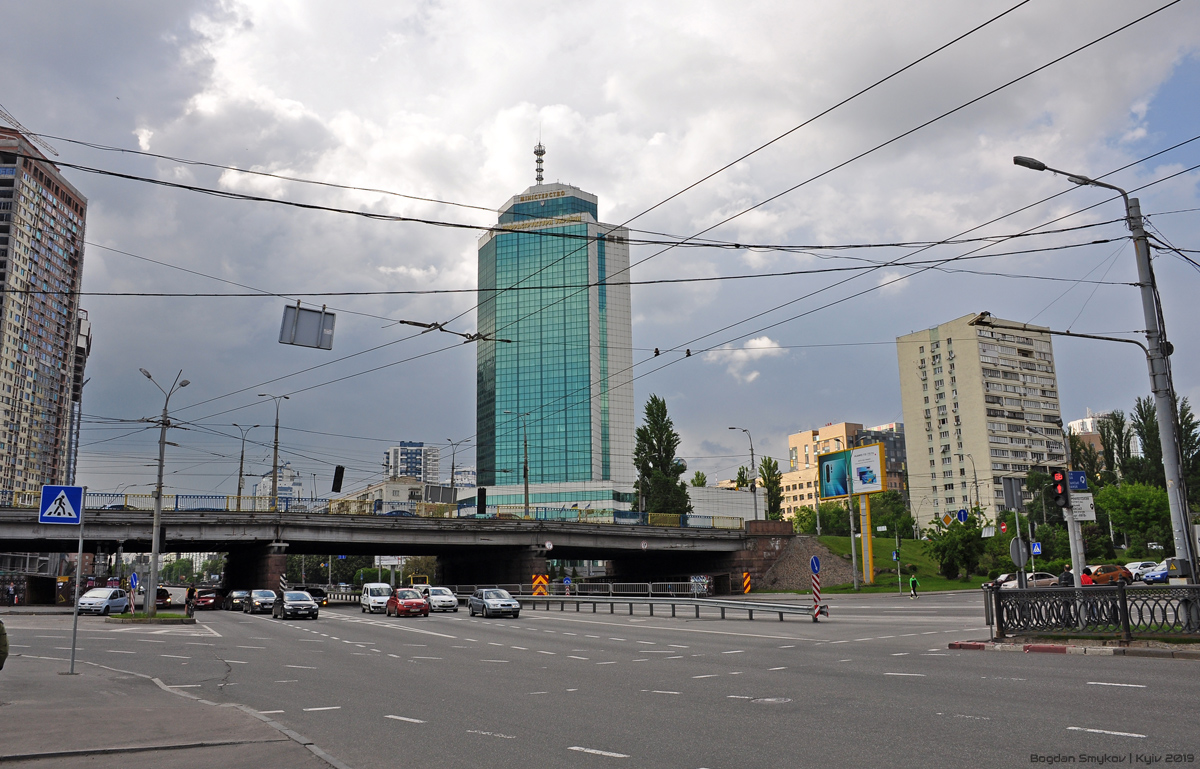 Киев, Проспект Победы, 14