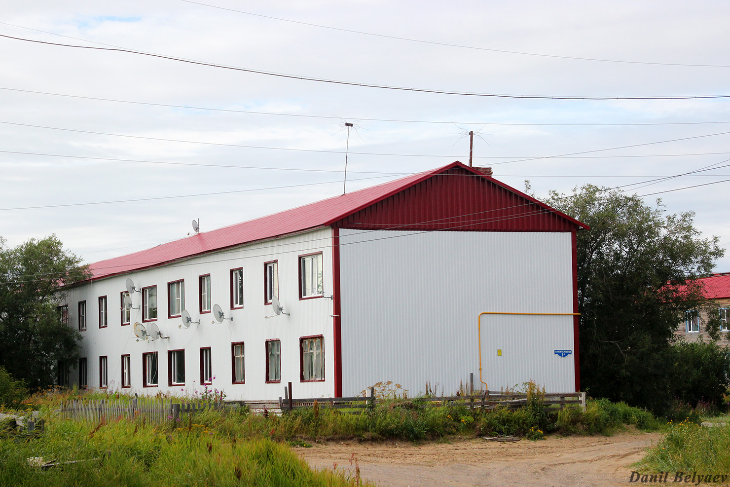 Искателей, Улица Монтажников, 1А