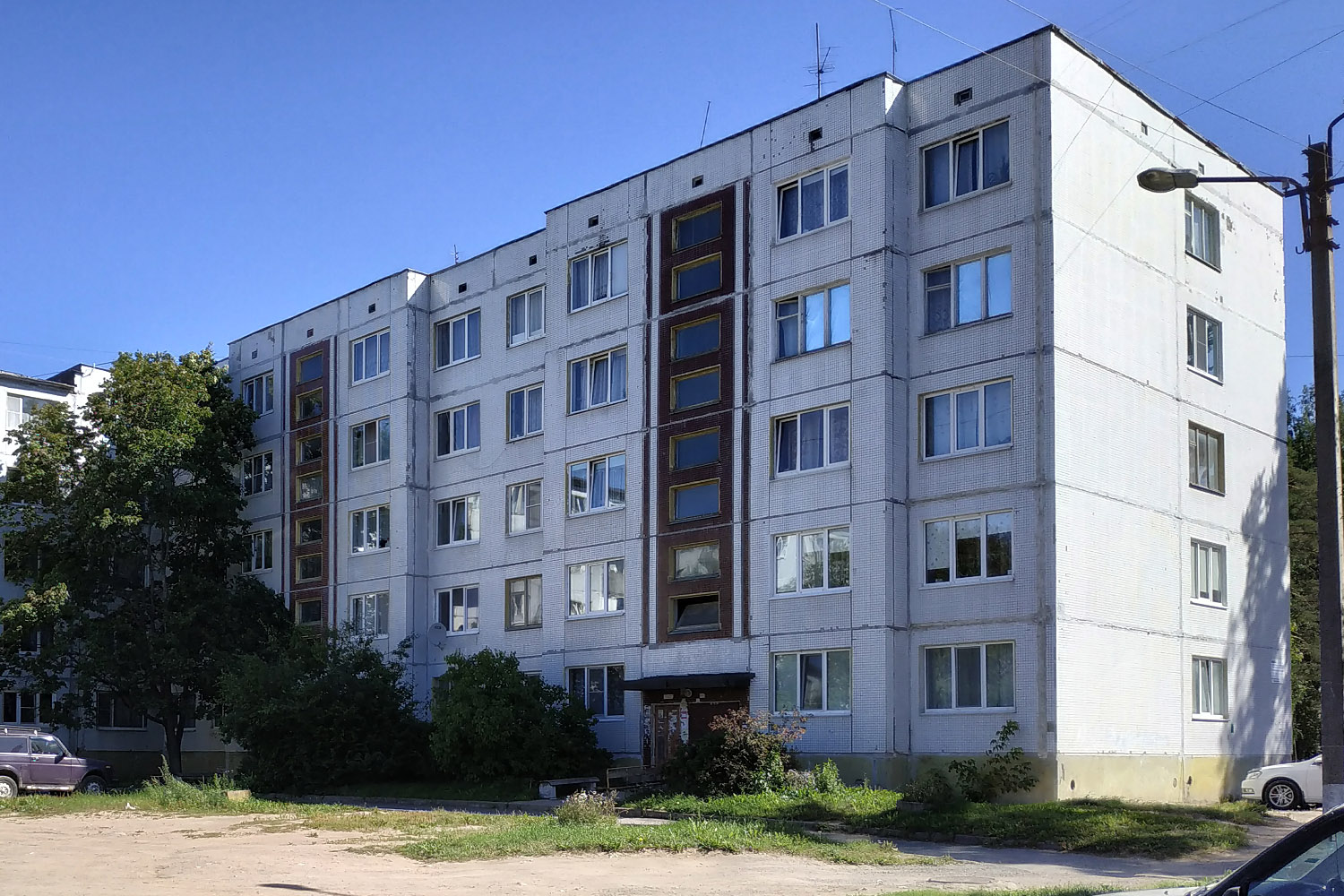 Каменногорск, Улица Бумажников, 17 (подъезды 5-7)