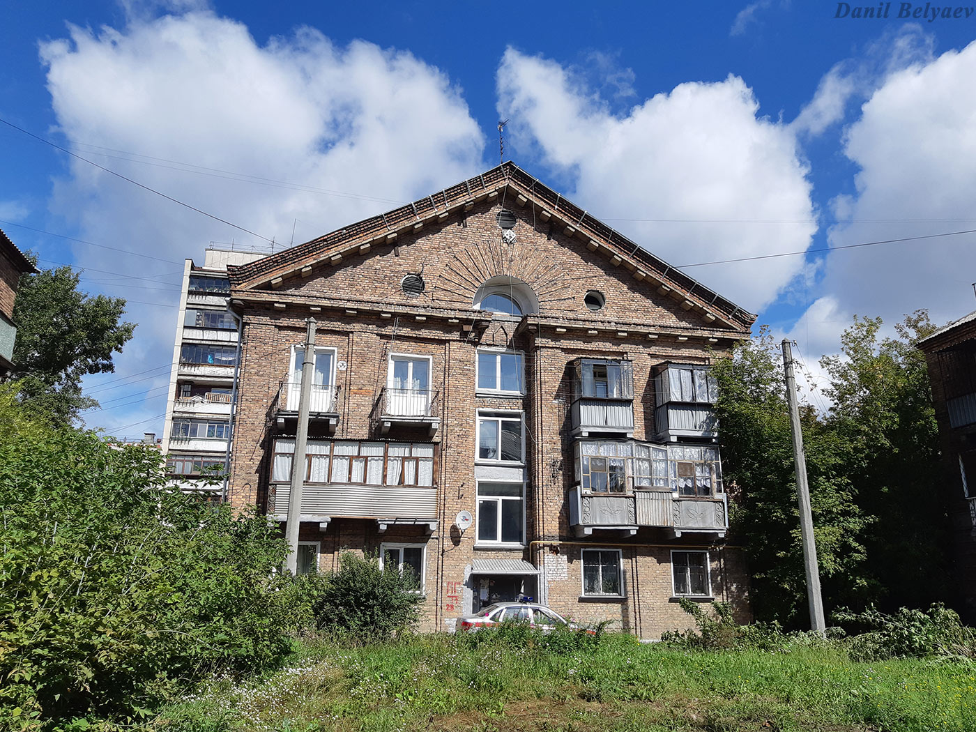 Челябинск, Социалистическая улица, 36