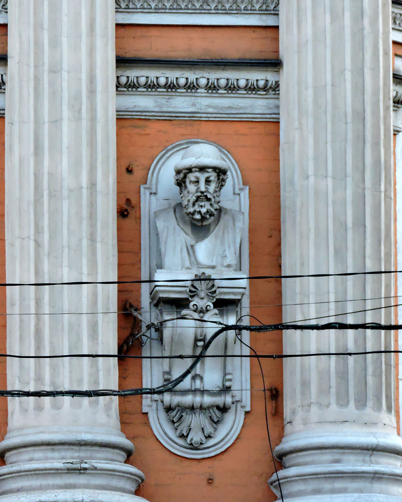 Киев, Улица Саксаганского, 108 / Улица Симона Петлюры, 16