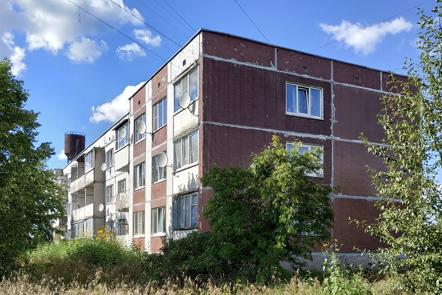 Гатчинский округ, прочие н. п., Рождествено, Комсомольская улица, 1