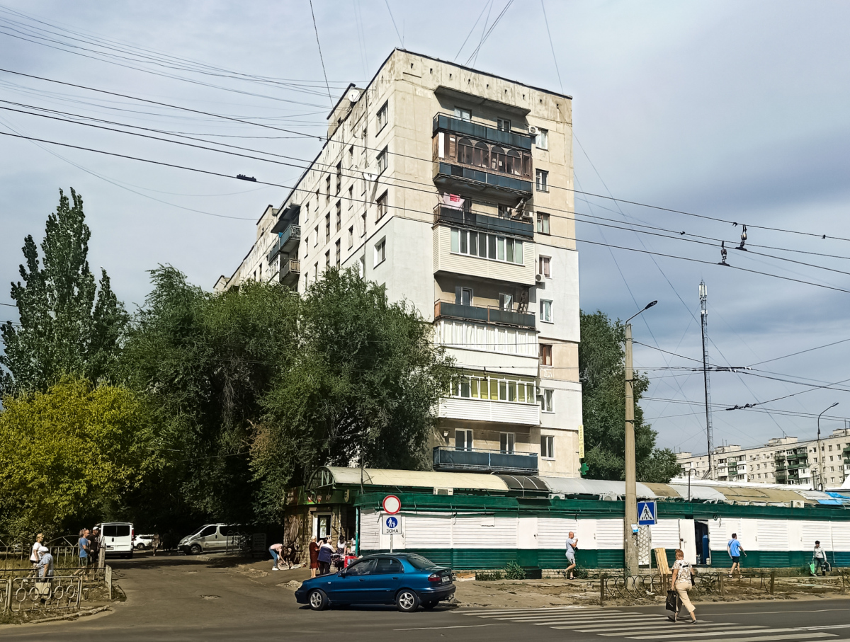 Северодонецк, Гвардейский проспект, 42А