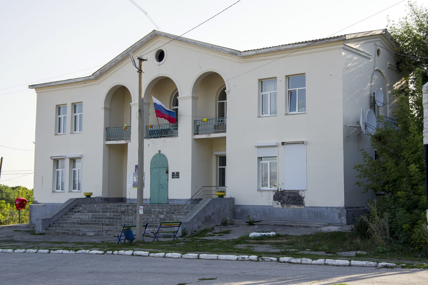 Жигулёвск, С. Солнечная Поляна, Центральная улица, 1