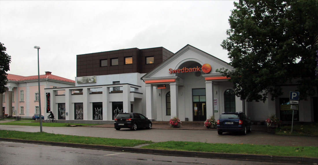 Кейла, Keskväljak, 10