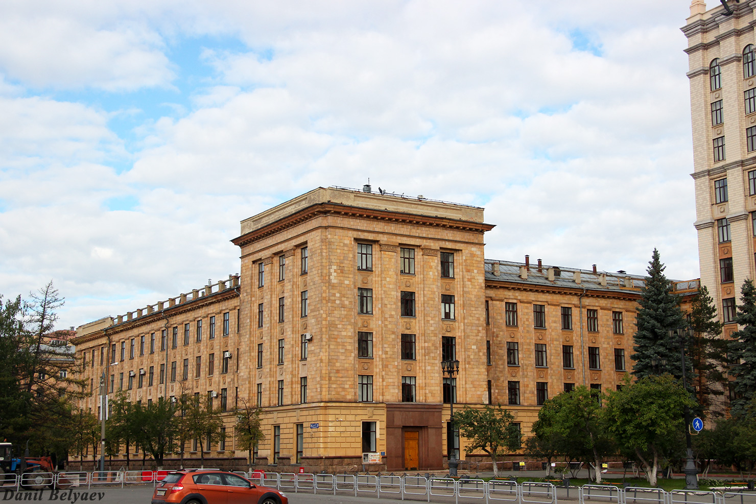 Челябинск, Проспект Ленина, 76
