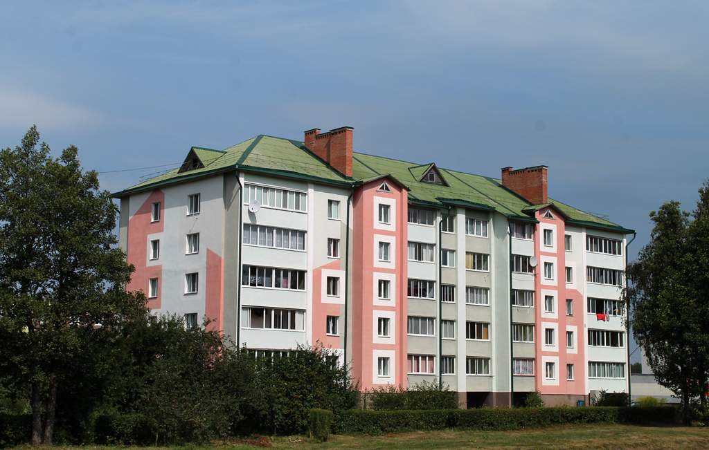 Октябрьский, Улица Якуба Коласа, 5