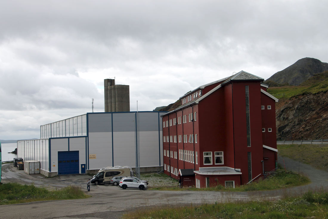Honningsvåg, Kobbhullveien, 10; Kobbhullveien, 42