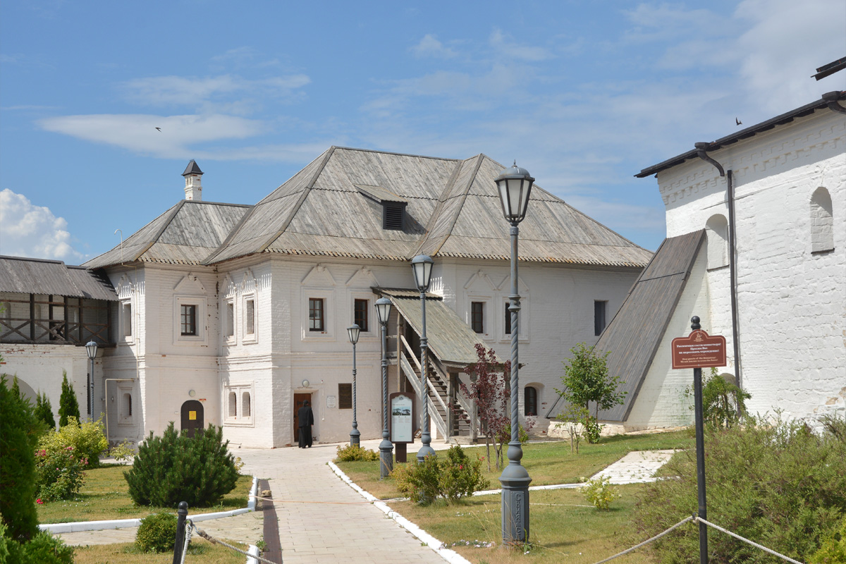 Свияжск, Успенская площадь, 5