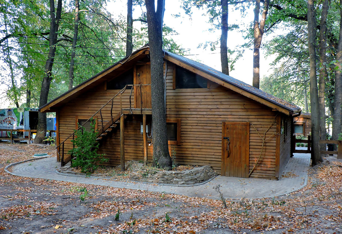 Дергачёвский район, прочие н.п., пос. Лесное, Киевское шоссе, 12