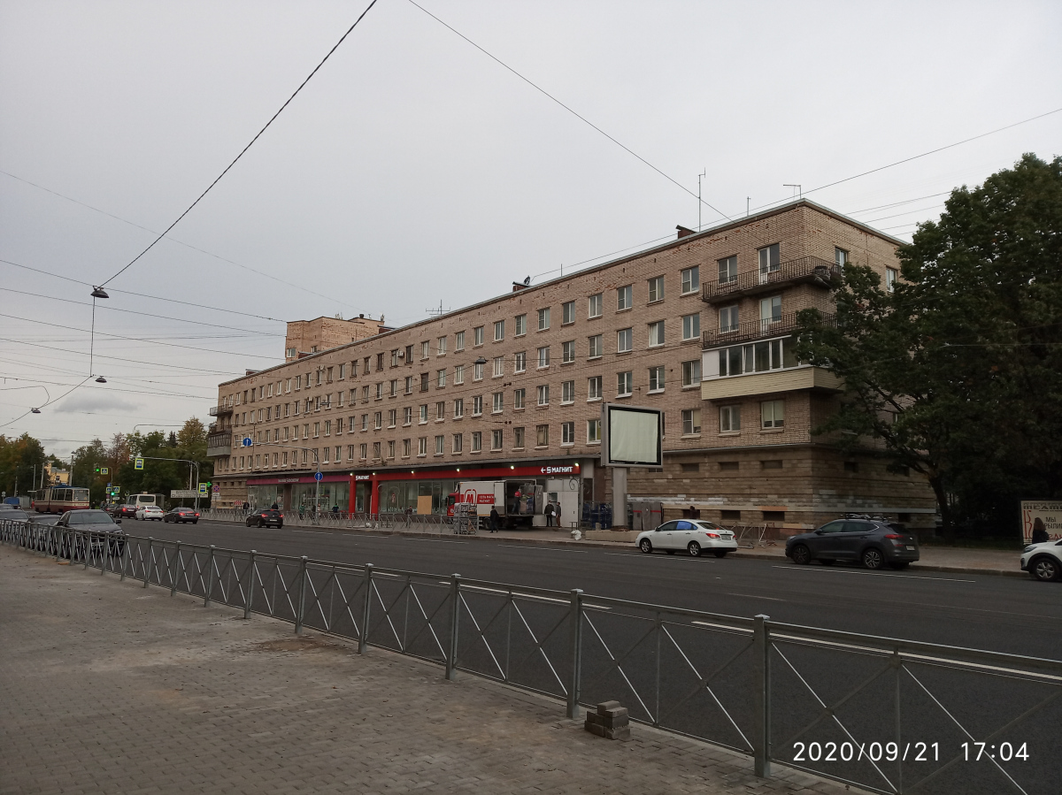 Санкт-Петербург, Среднеохтинский проспект, 5