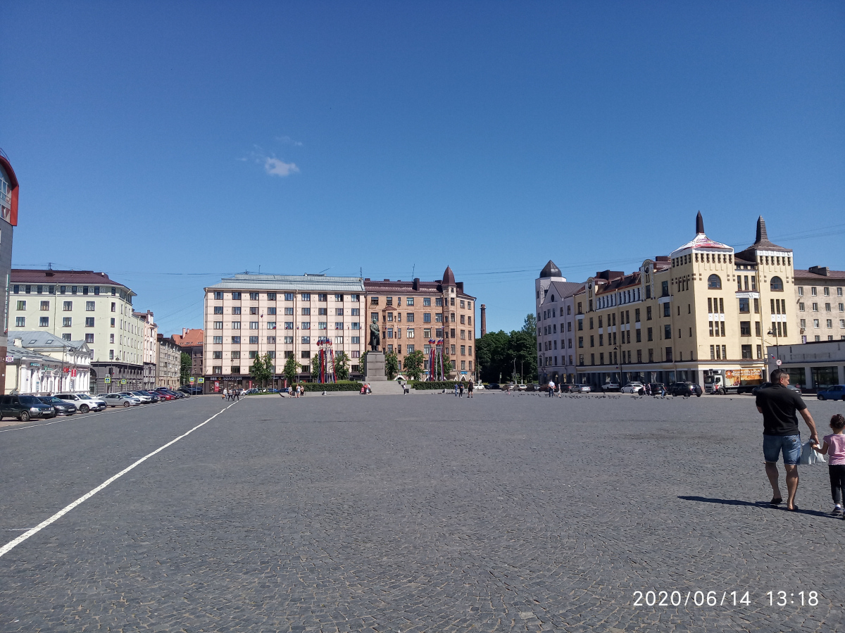 Выборг, Северная улица, 8; Северная улица, 12; Проспект Суворова, 25; Ленинградское шоссе, 1