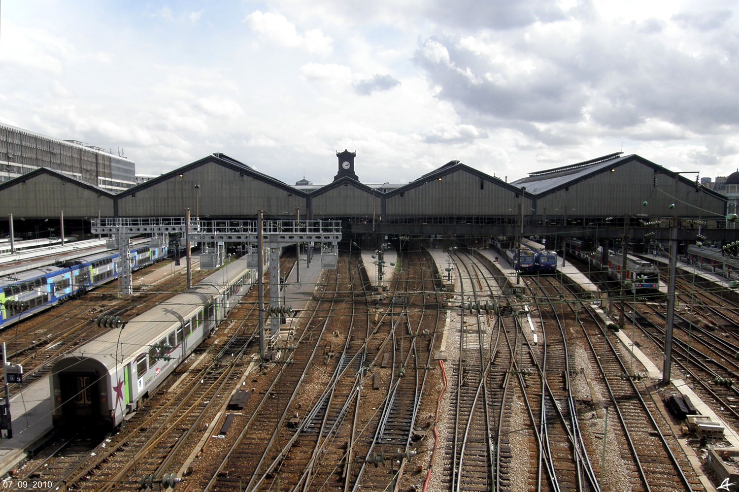 Париж, Rue d'Amsterdam, 13