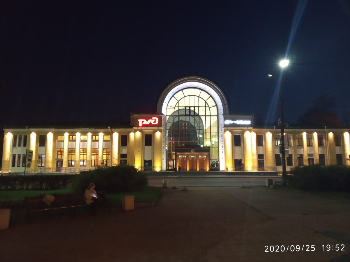 Selenogorsk, Вокзальная улица, 2