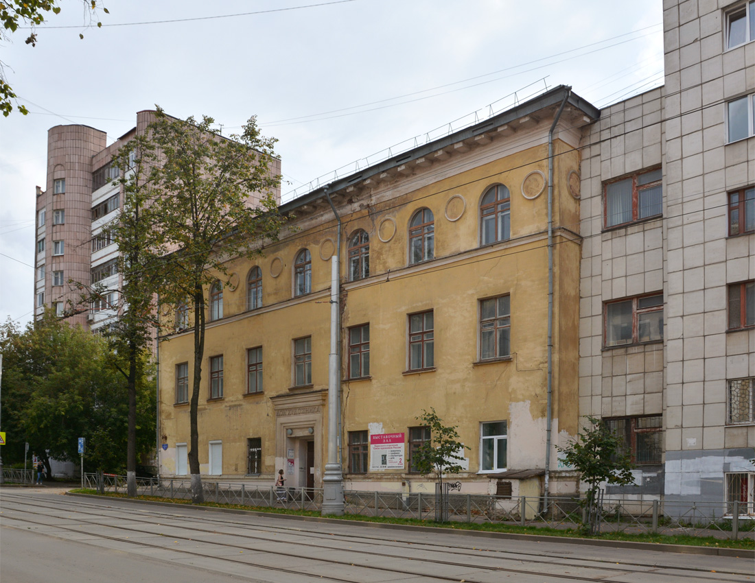 Пермь, Улица Максима Горького, 27