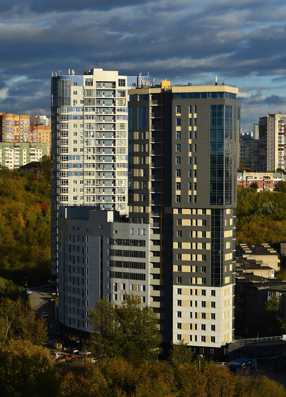 Пермь, Вильвенская улица, 6; Вильвенская улица, 2