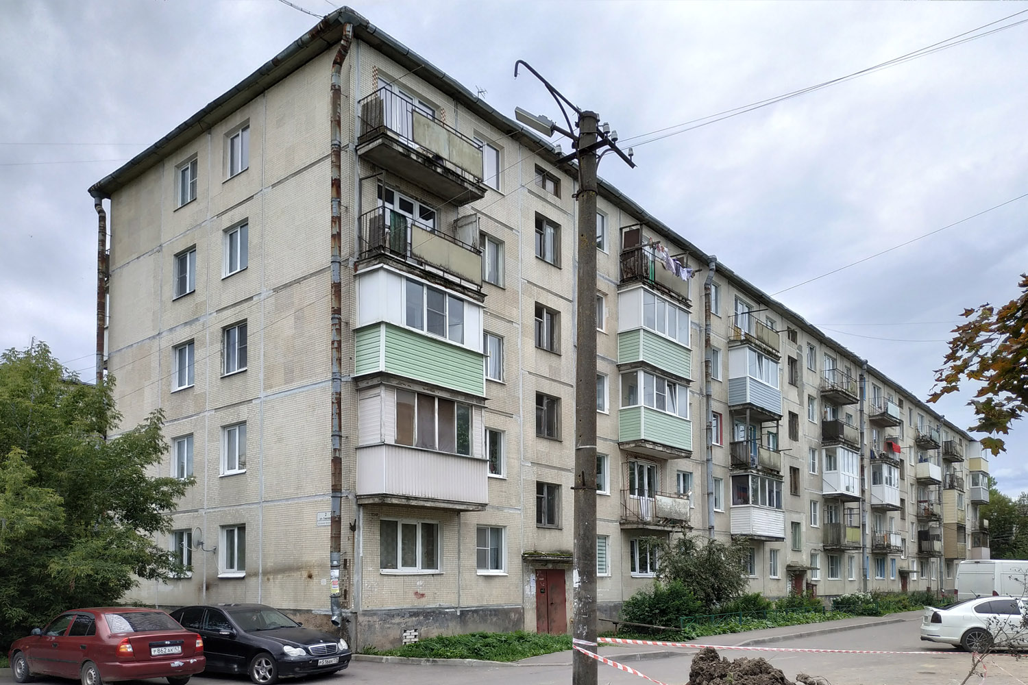 Большие Колпаны, Садовая улица, 2