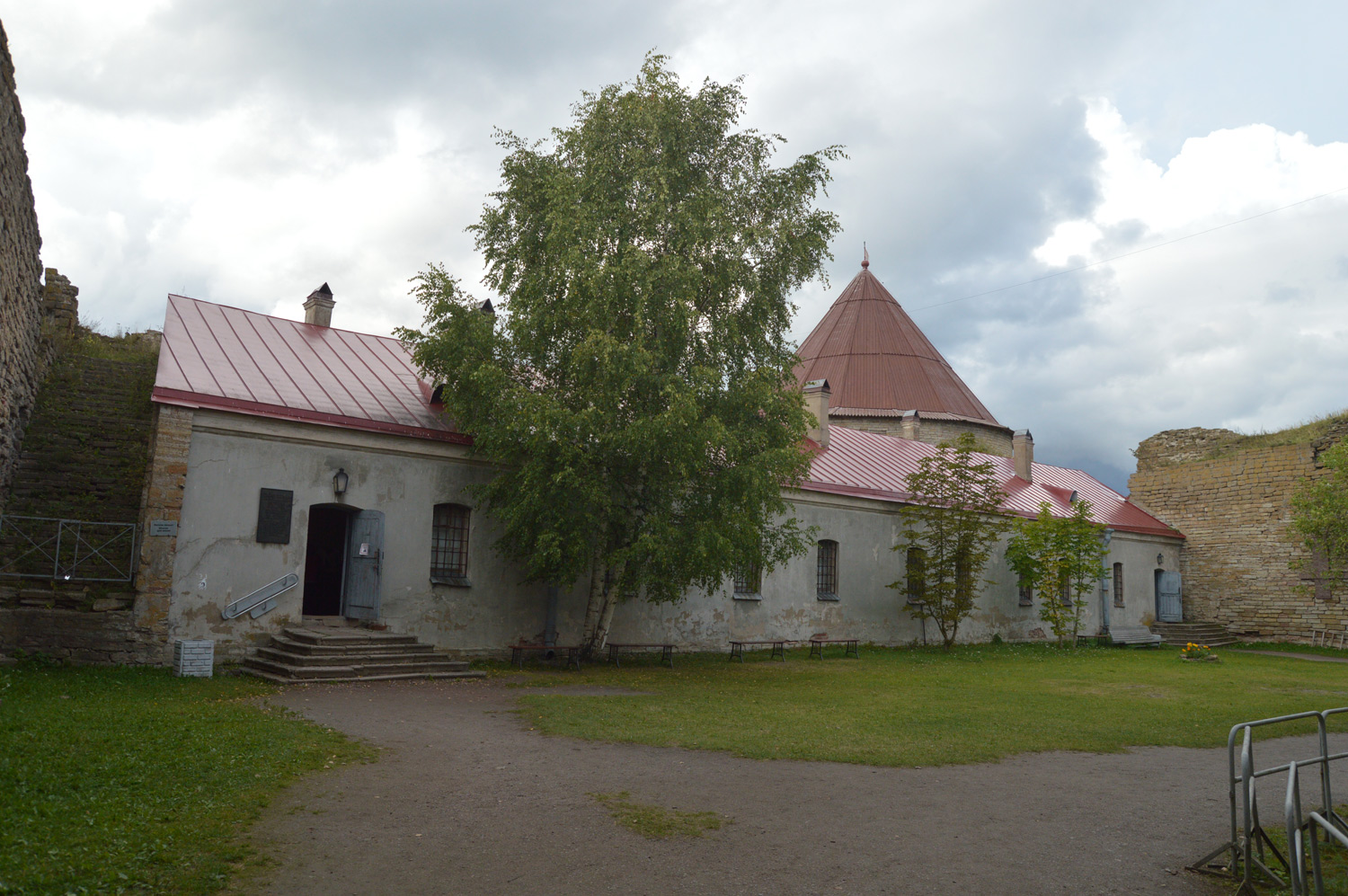 Шлиссельбург, Остров Ореховый, **
