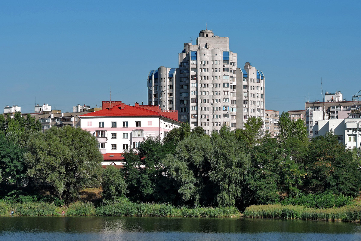 Киев, Улица Александра Кошица, 3Б; Улица Александра Кошица, 7А