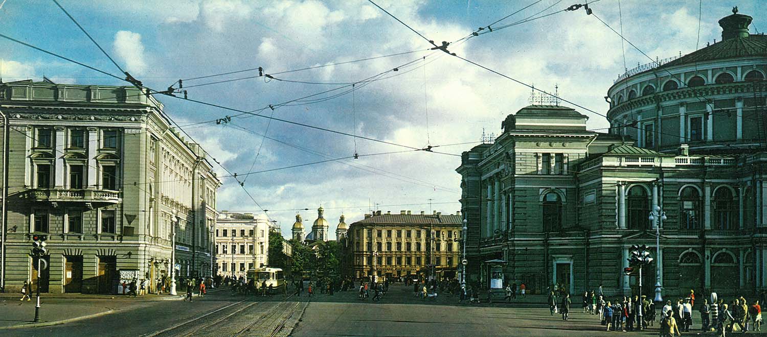 Санкт-Петербург, Театральная площадь, 1