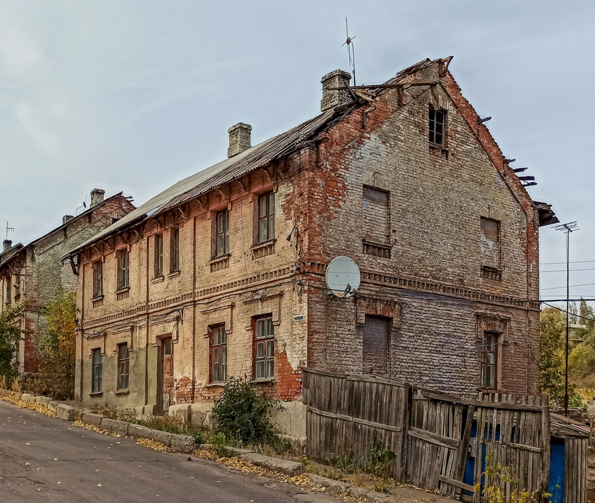 Лисичанск, Улица Владимира Сосюры, 14