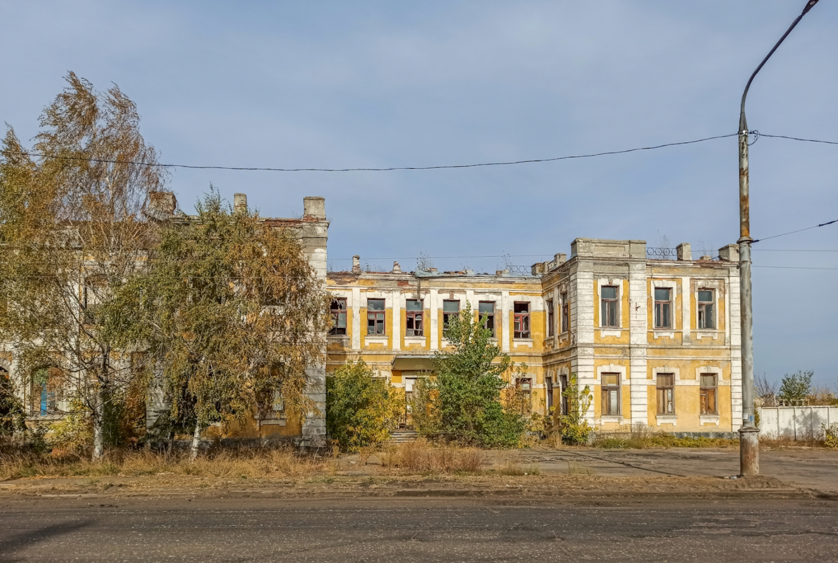 Лисичанск, Красная улица, 1