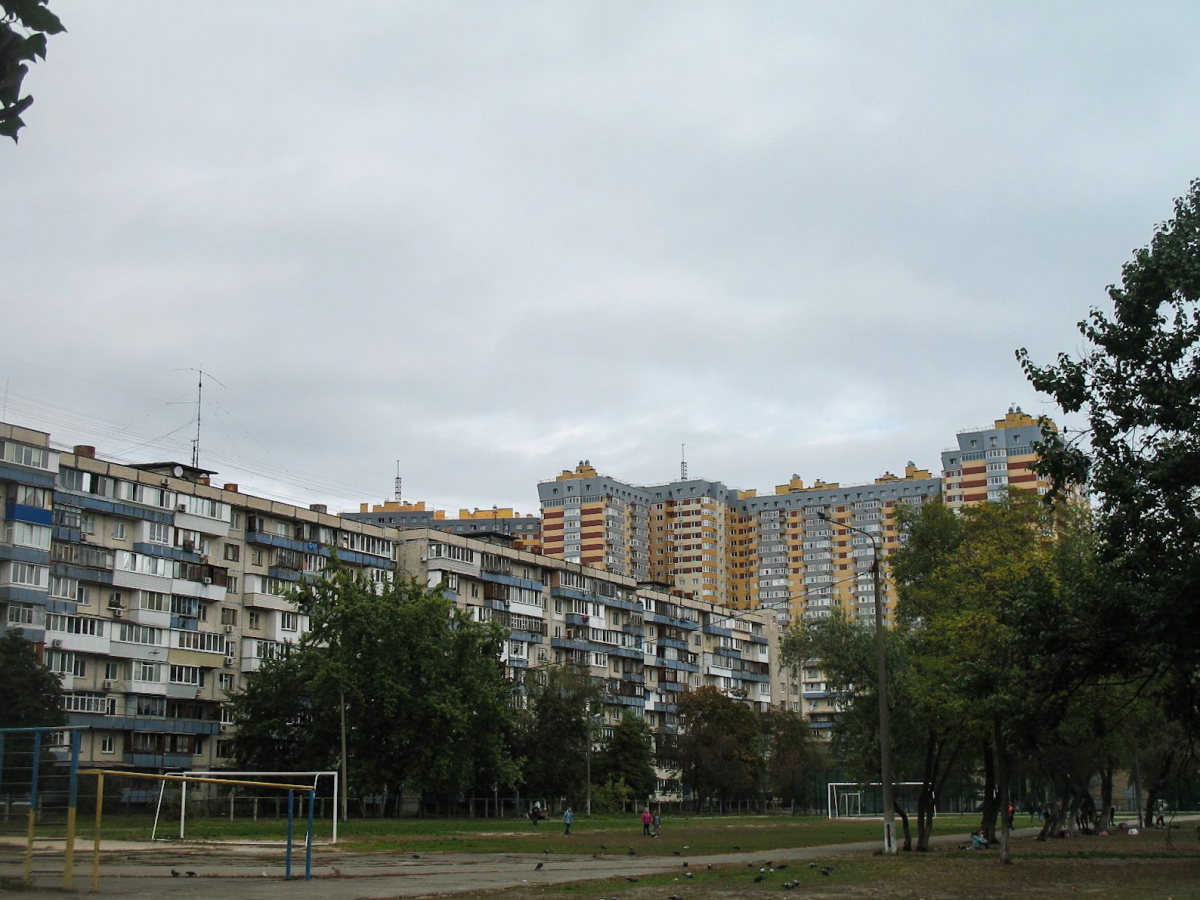 Киев, Улица Юрия Кондратюка, 4Б