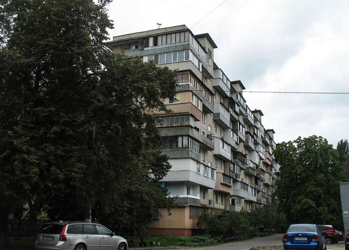 Киев, Полярная улица, 5А