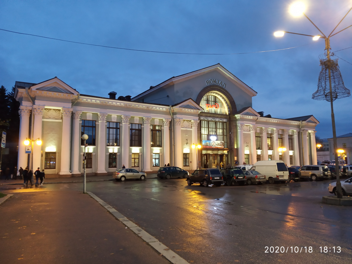 Выборг, Вокзальная площадь, 1