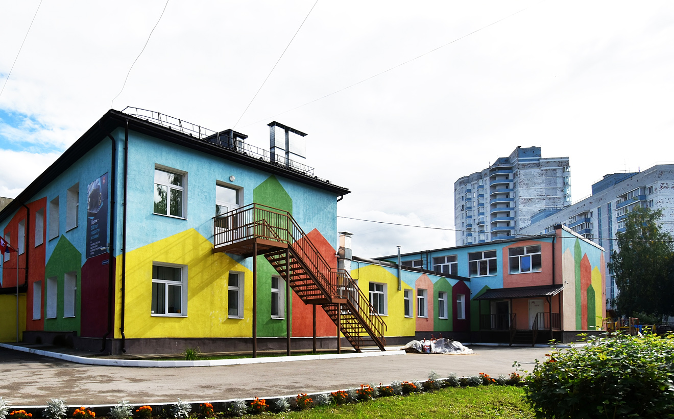 Пермь, Улица Формовщиков, 5; Проспект Декабристов, 2