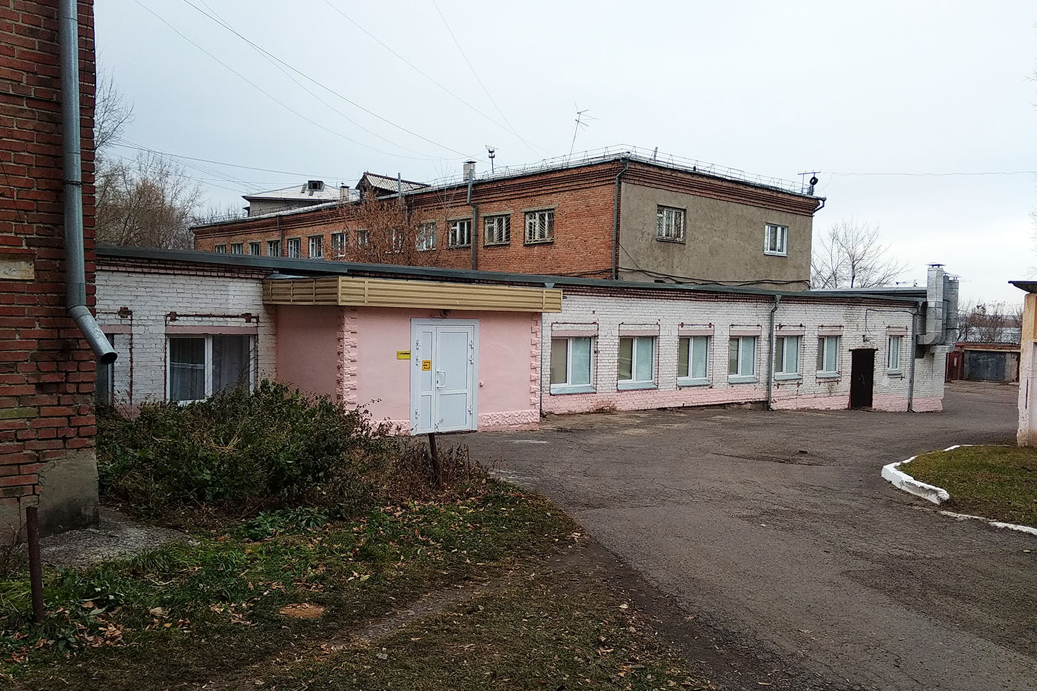 Красноярск, Улица Курчатова, 15/3 Красноярск, Улица Курчатова, 15/3