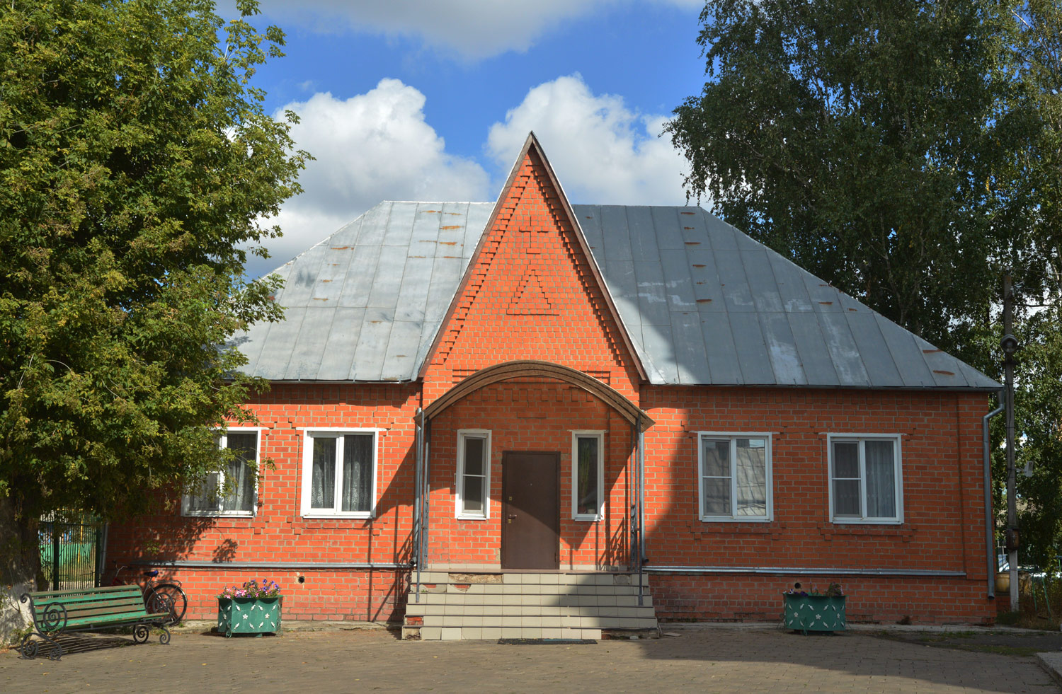 Мордовский район, прочие н.п., пос. Мордово, Базарная улица, 28