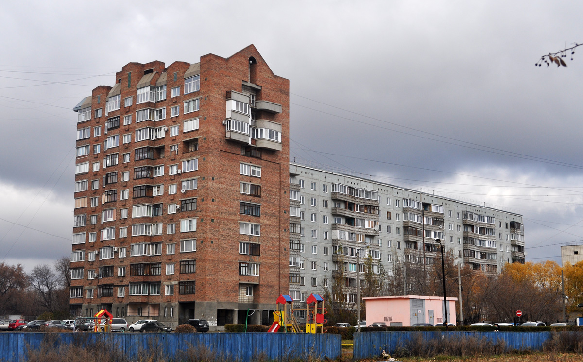 Omsk, Космический проспект, 111; Космический проспект, 109; Космический проспект, 99 *