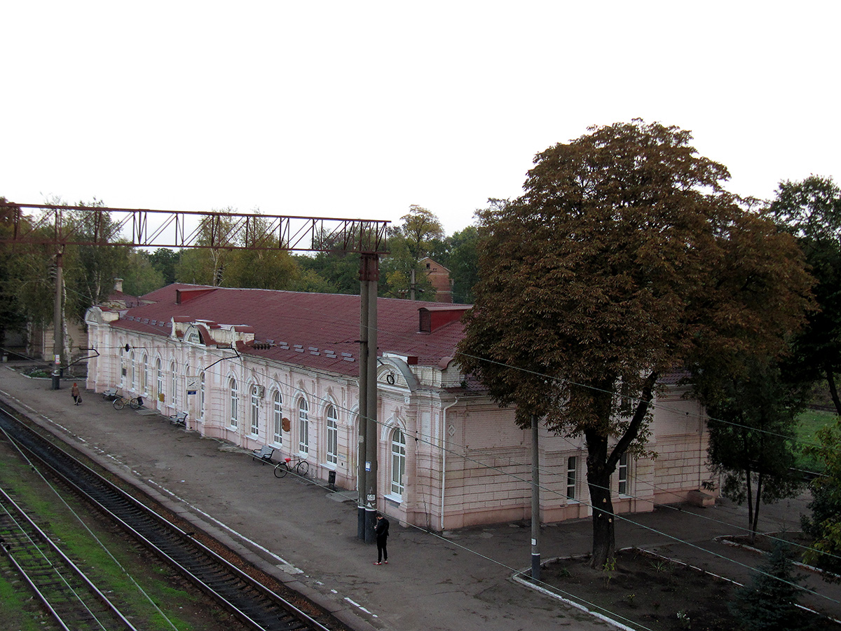 Долинская, Привокзальная улица, 7