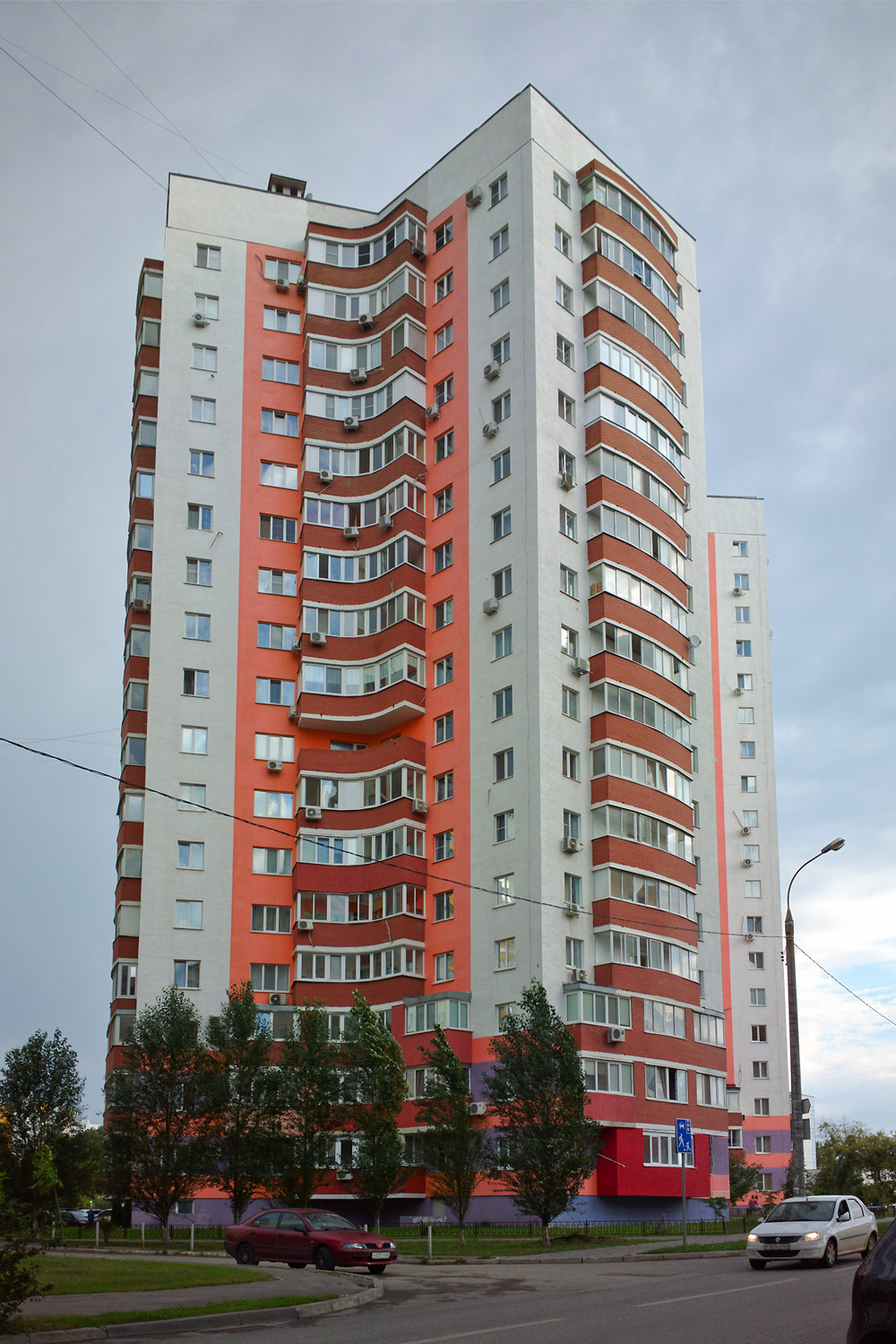 Samara, Солнечная улица, 4
