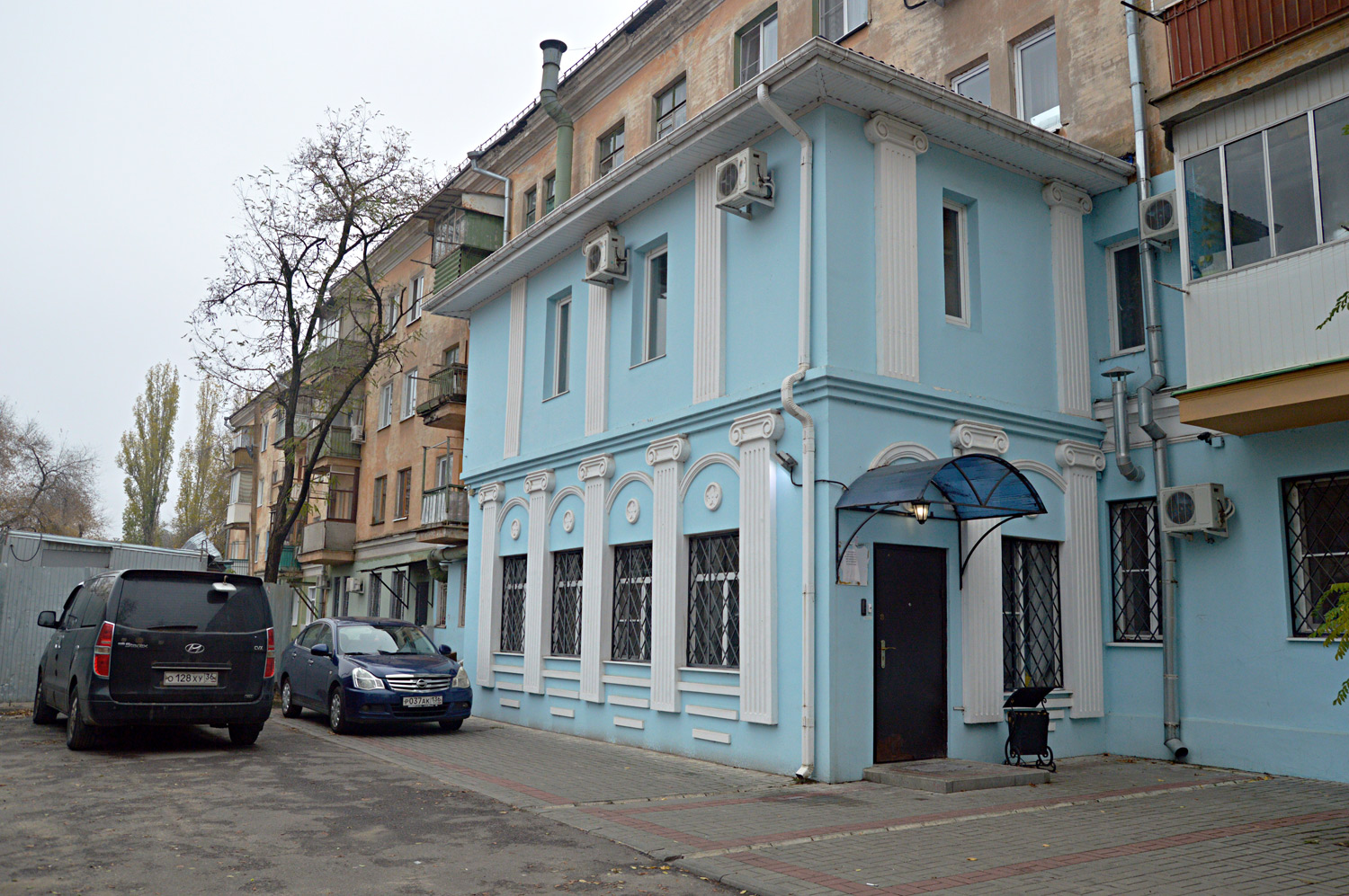 Woroneż, Улица Героев Стратосферы, 18