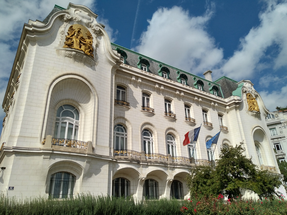 Вена, Schwarzenbergplatz, 12