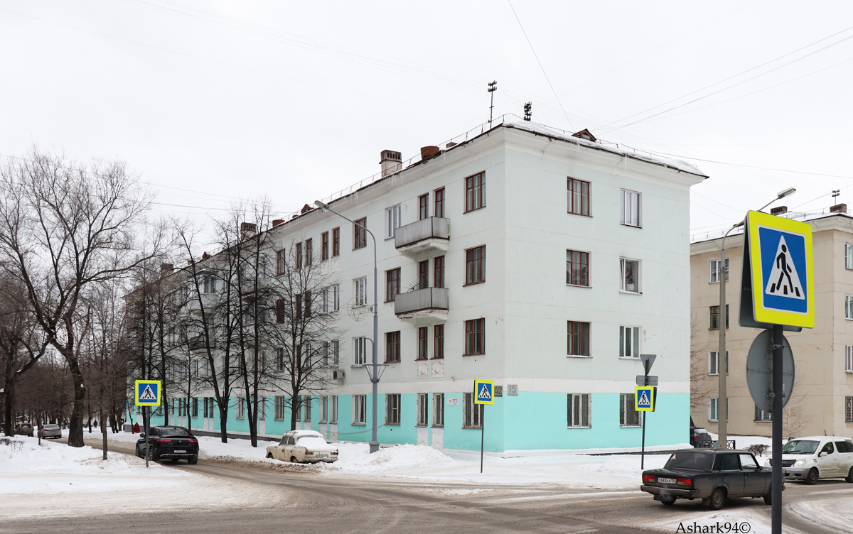 Железногорск, Улица Свердлова, 42 / Улица Маяковского, 15