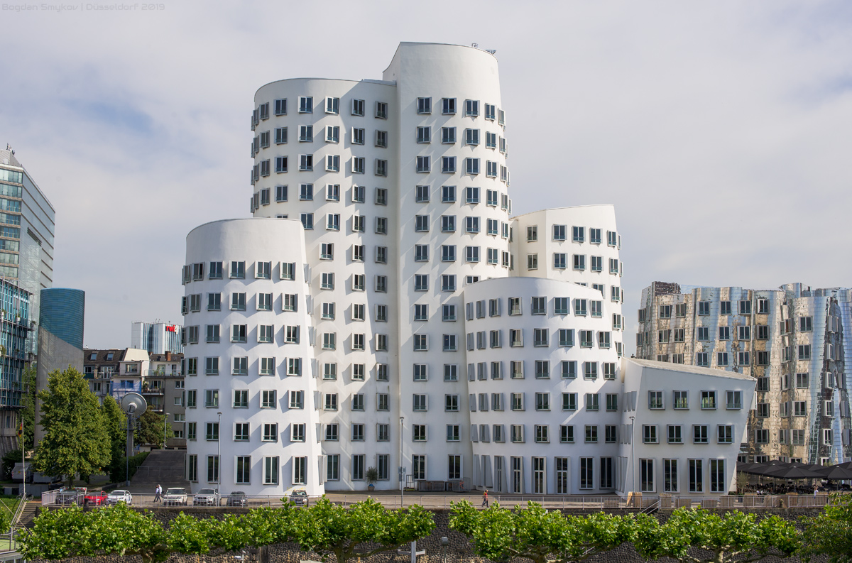 Дюссельдорф, Neuer Zollhof, 3