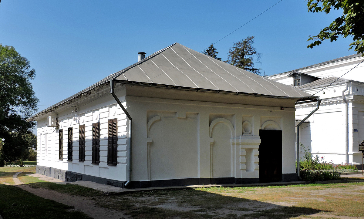 Тростянец, Улица Мира, 18