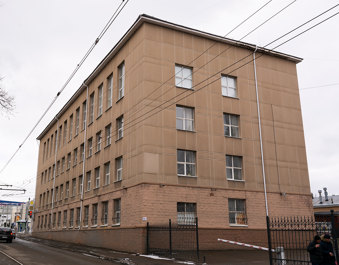 Уфа, Бульвар Ибрагимова, 84 / Улица Пархоменко, 127