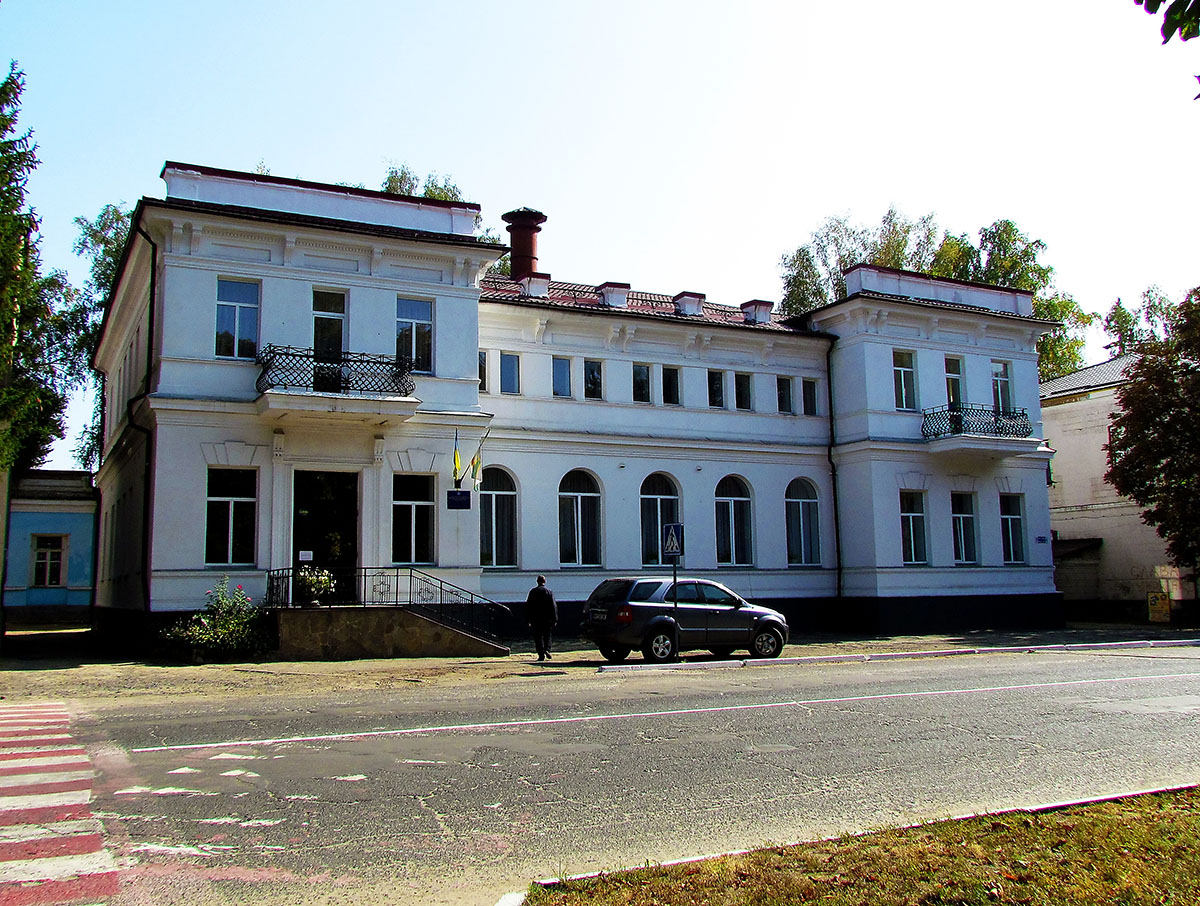 Тростянец, Улица Мира, 4